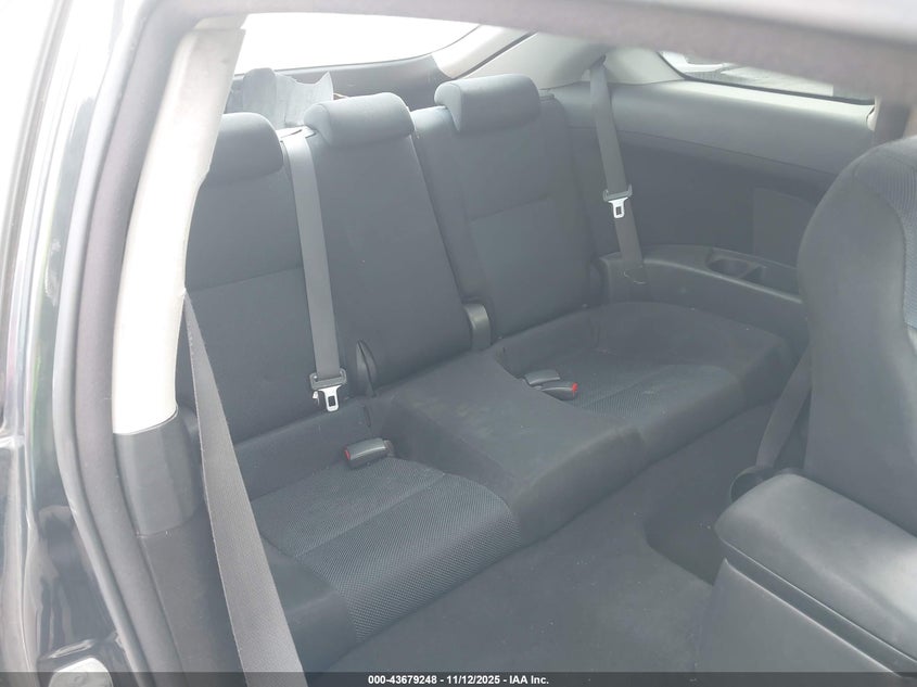 2005 Scion Tc VIN: JTKDE177050003282 Lot: 43679248