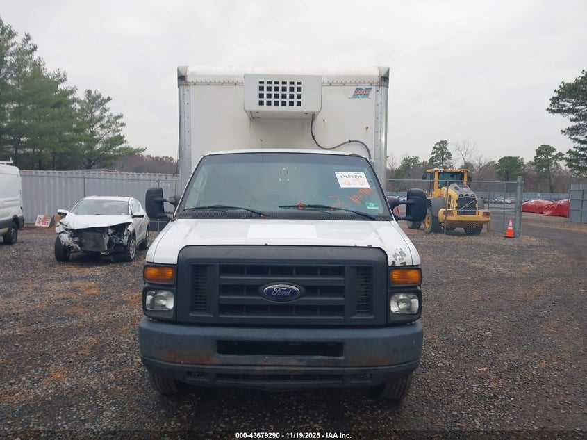 2014 Ford Econoline E450 Super Duty Cutwy Van VIN: 1FDWE4FL2EDA82300 Lot: 43679290