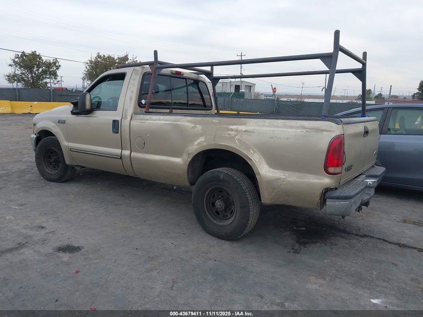 3FTNF20L51MA87709 2001 FORD F250 photo no. 3