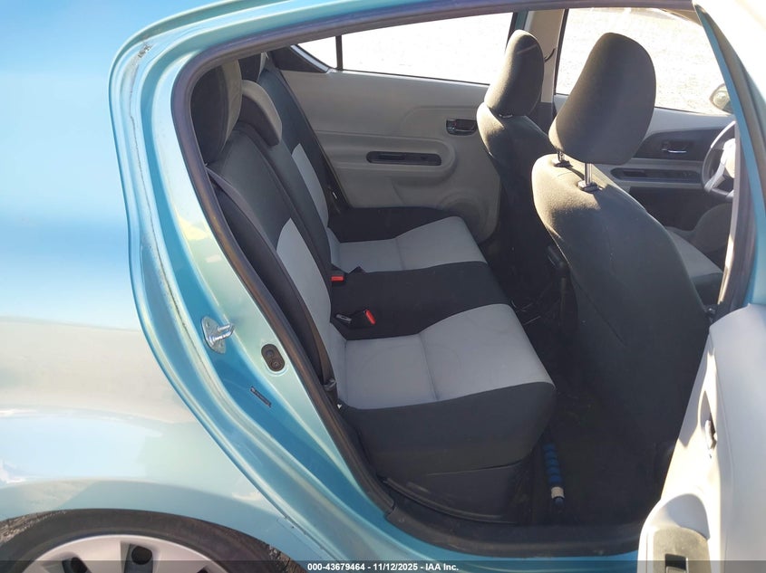 2012 Toyota Prius C Two VIN: JTDKDTB35C1027912 Lot: 43679464