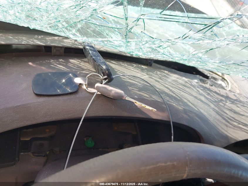 2002 Chrysler Town & Country Lxi VIN: 2C4GP54L32R644600 Lot: 43679475