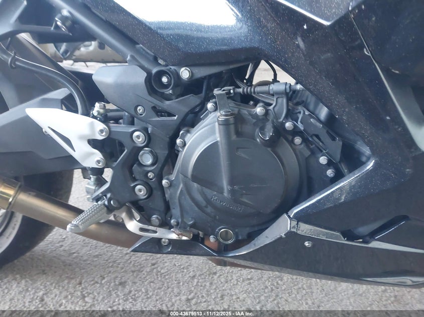 2018 Kawasaki Ex400 VIN: JKAEXKG14JDA07956 Lot: 43679513