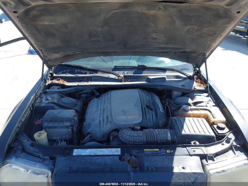 2005 Chrysler 300C VIN: 2C3AA63H95H522512 Lot: 43679535