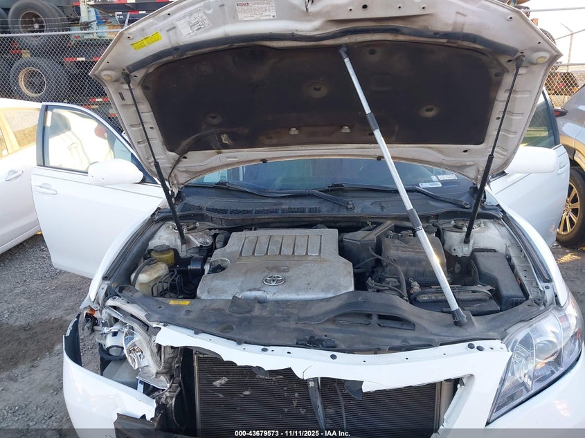 4T1BK46KX8U575418 2008 TOYOTA CAMRY photo no. 10