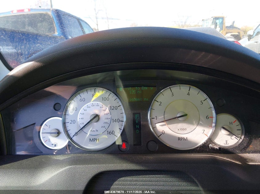 2008 Chrysler 300C Hemi VIN: 2C3LA63HX8H217615 Lot: 43679578