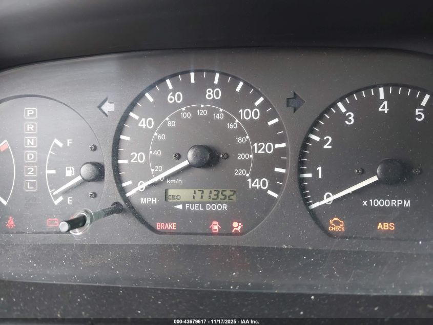 2000 Toyota Camry Le V6 VIN: 4T1BF22K5YU096547 Lot: 43679617