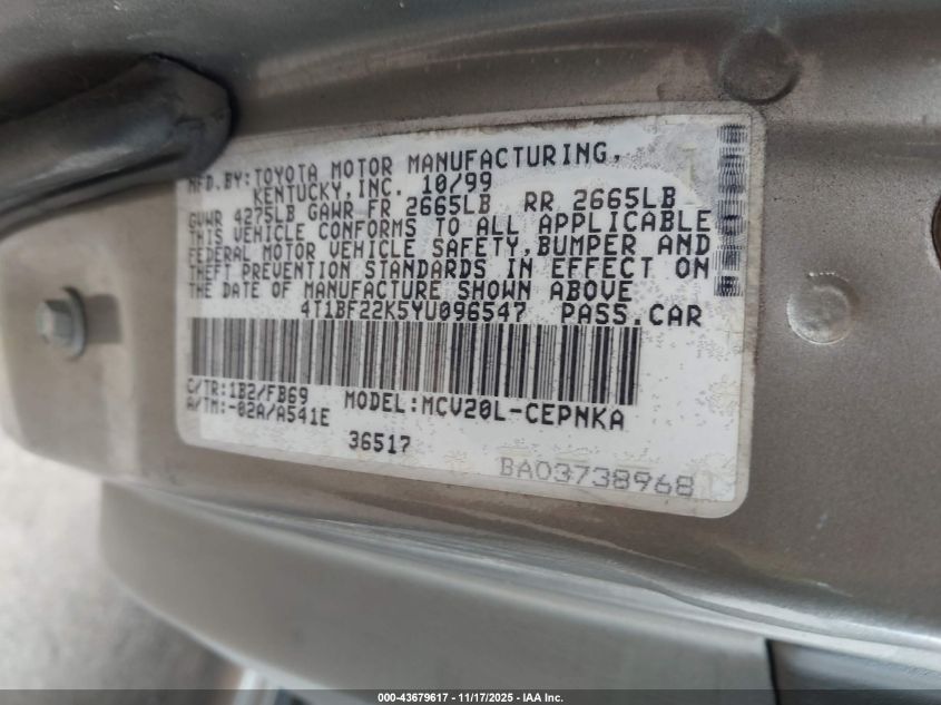 2000 Toyota Camry Le V6 VIN: 4T1BF22K5YU096547 Lot: 43679617