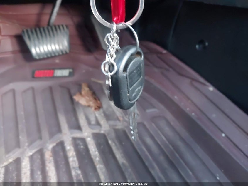 2011 Chevrolet Aveo 2Lt VIN: KL1TG5DE4BB233292 Lot: 43679624