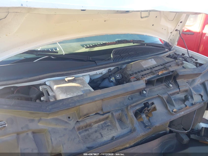 2022 Chevrolet Express Cargo Rwd 2500 Regular Wheelbase Wt VIN: 1GCWGAFP5N1206786 Lot: 43679627