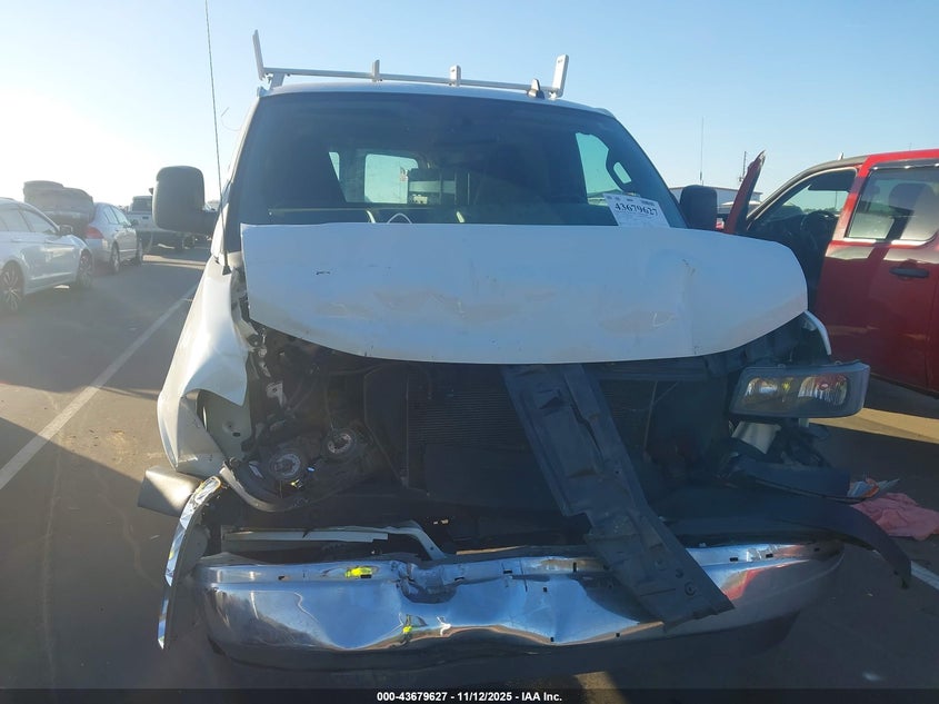 2022 Chevrolet Express Cargo Rwd 2500 Regular Wheelbase Wt VIN: 1GCWGAFP5N1206786 Lot: 43679627