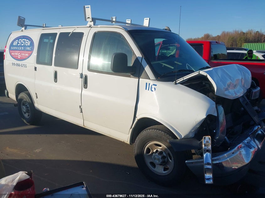2022 CHEVROLET EXPRESS CARGO RWD 2500 REGULAR WHEELBASE WT - 1GCWGAFP5N1206786