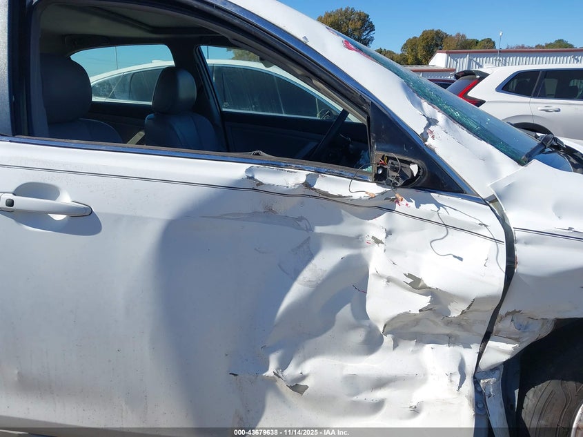 4T1BK46K28U575641 2008 TOYOTA CAMRY photo no. 6