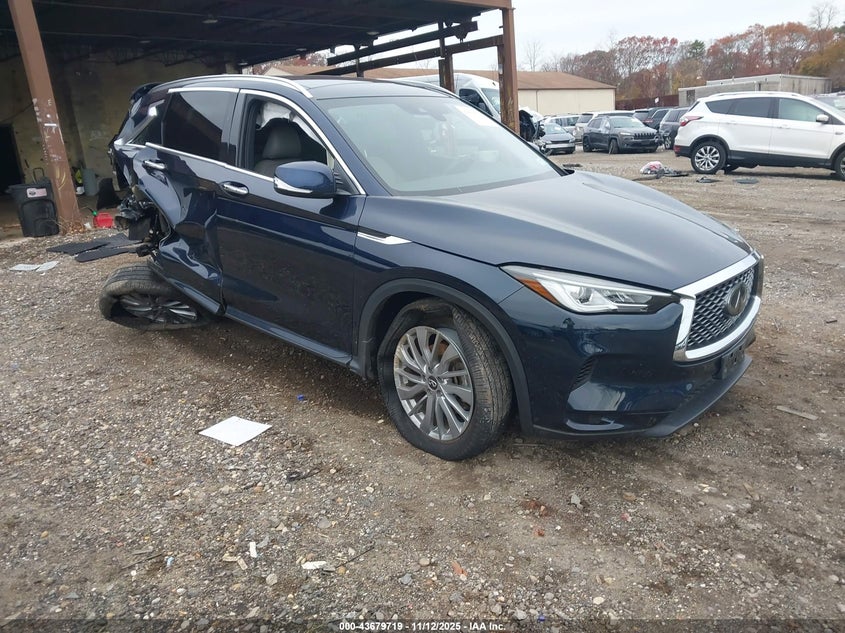 INFINITI QX50 LUXE AWD