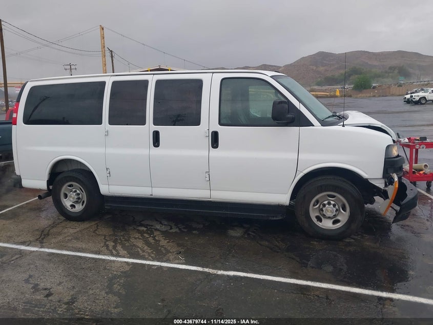 2025 Chevrolet Express Passenger Rwd 2500 Regular Wheelbase Ls VIN: 1GAWGEFP4S1159844 Lot: 43679744