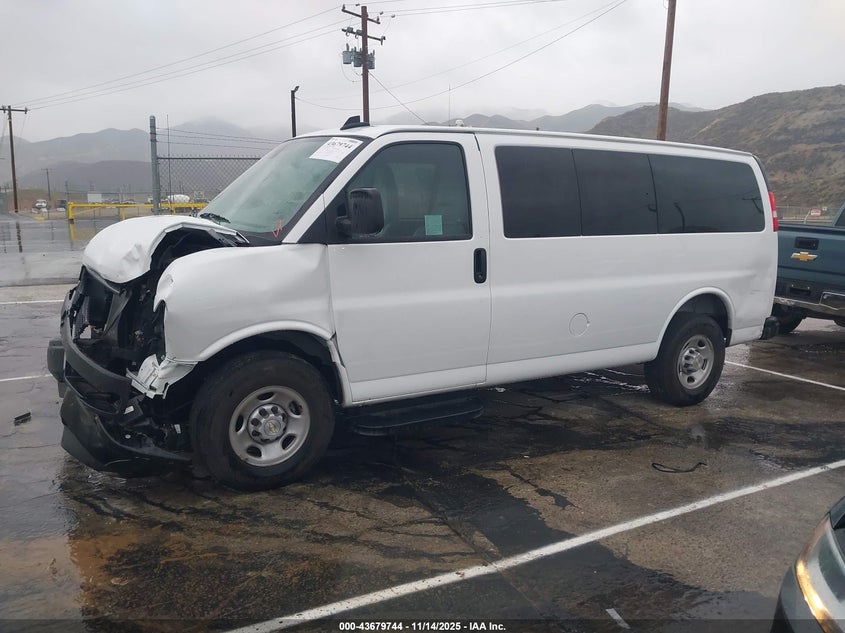 2025 Chevrolet Express Passenger Rwd 2500 Regular Wheelbase Ls VIN: 1GAWGEFP4S1159844 Lot: 43679744