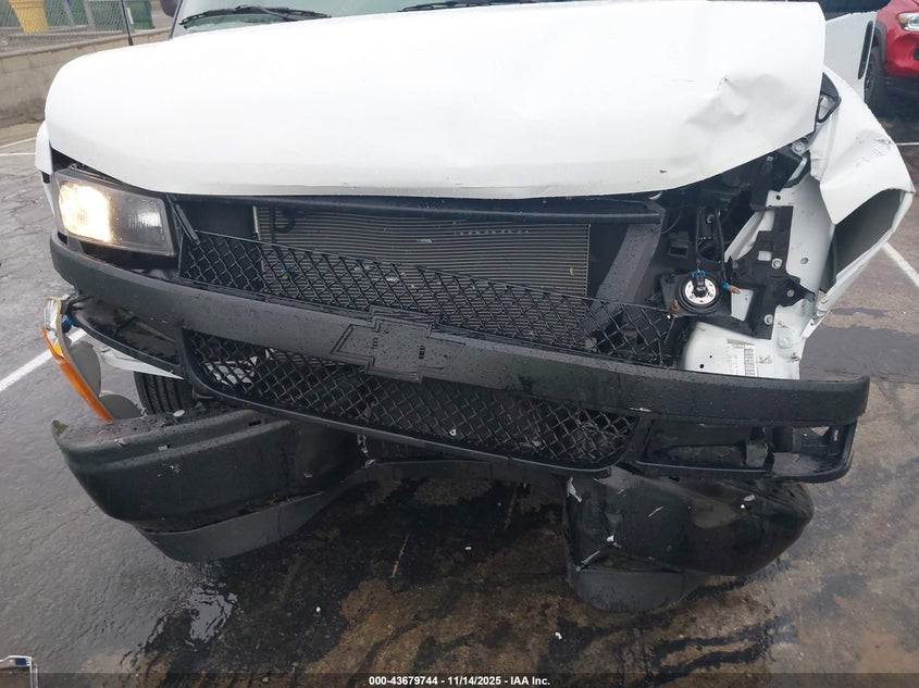 2025 Chevrolet Express Passenger Rwd 2500 Regular Wheelbase Ls VIN: 1GAWGEFP4S1159844 Lot: 43679744