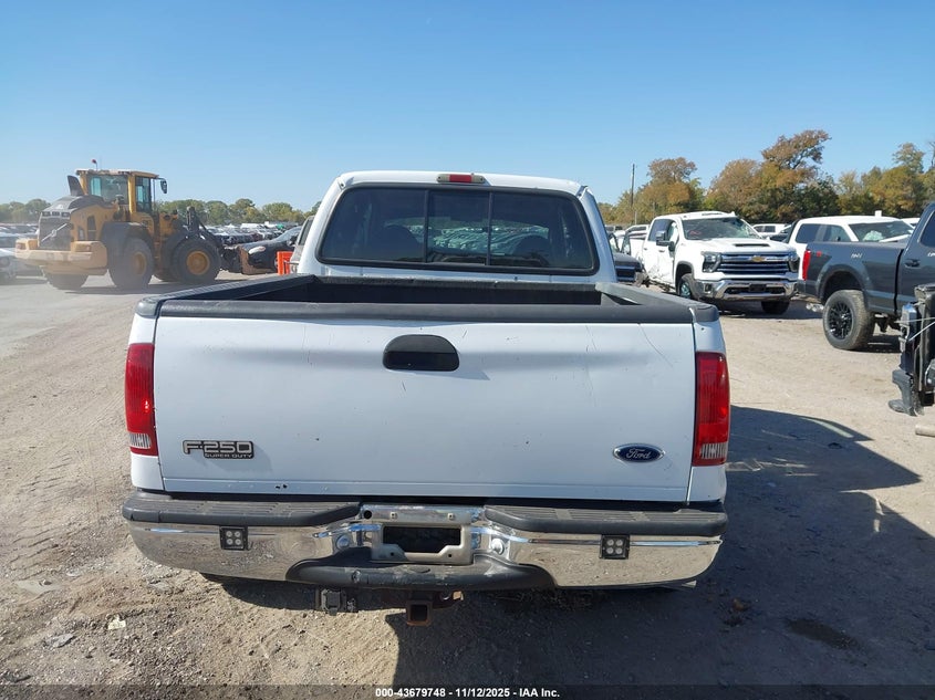 2000 Ford Super Duty F-250 Lariat/Xl/Xlt VIN: 3FTNW21F8YMA74939 Lot: 43679748