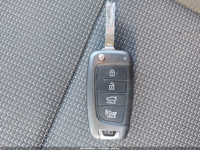 2019 HYUNDAI ACCENT SE 3KPC24A38KE049447