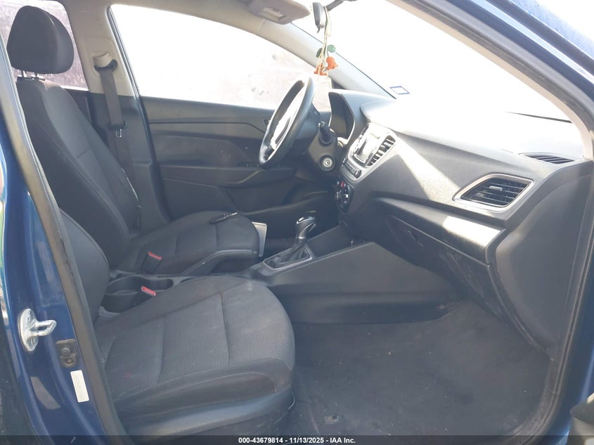 2019 HYUNDAI ACCENT SE 3KPC24A38KE049447