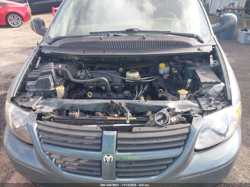 2005 Dodge Grand Caravan Sxt VIN: 2D4GP44L55R364341 Lot: 43679841