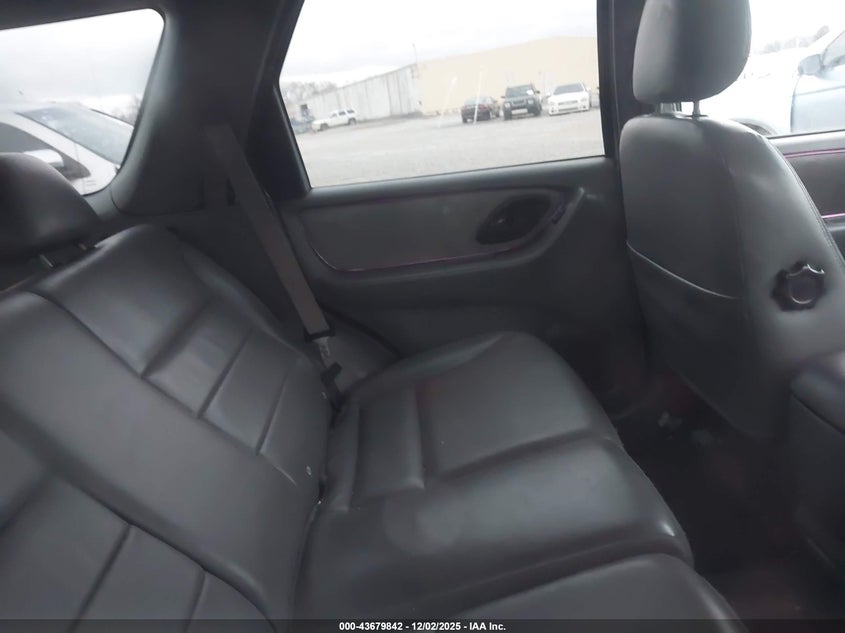 2002 Ford Escape Xlt VIN: 1FMYU03152KC08843 Lot: 43679842