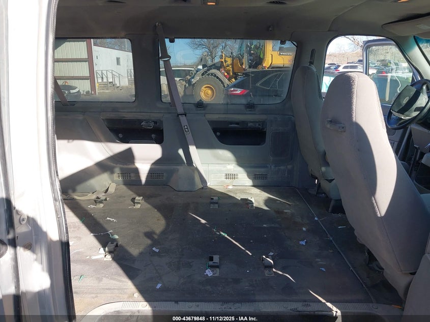 2001 Ford E-350 Super Duty Xl/Xlt VIN: 1FBSS31S11HA16767 Lot: 43679848