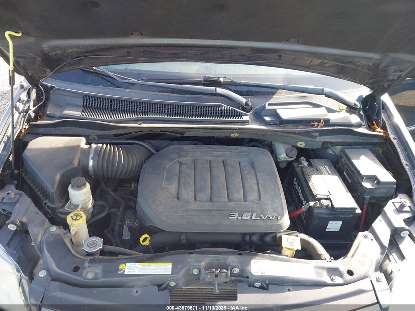 2011 Chrysler Town & Country Touring VIN: 2A4RR5DG2BR720128 Lot: 43679871