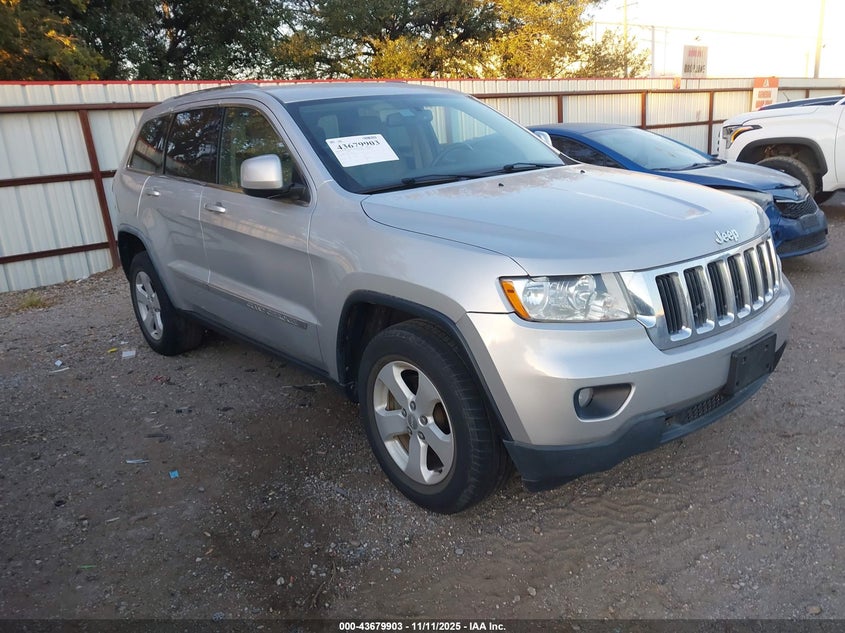 JEEP GRAND CHEROKEE LAREDO
