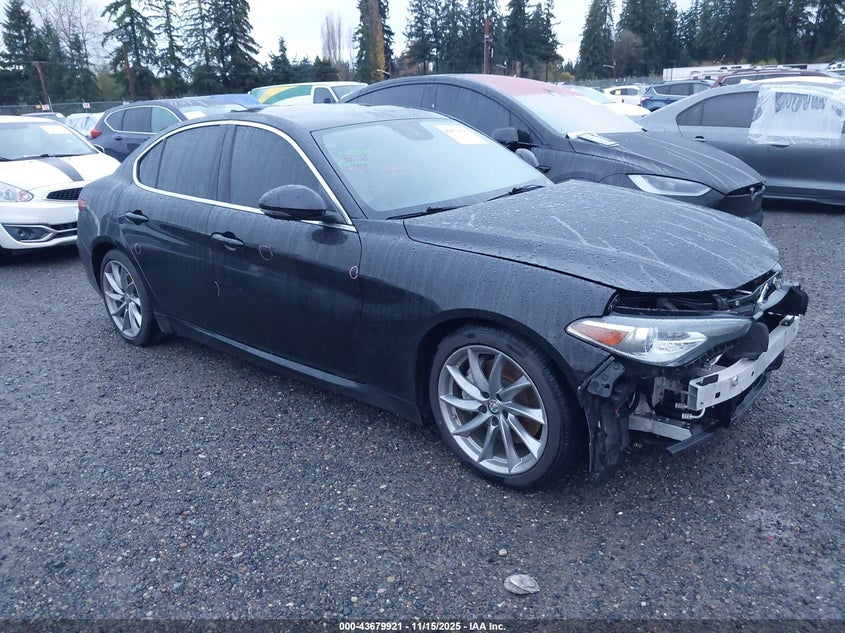 2017 ALFA ROMEO GIULIA RWD - ZARFAEBN3H7551447