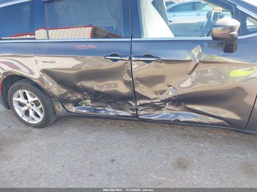 2017 Chrysler Pacifica Touring Plus VIN: 2C4RC1BG7HR841457 Lot: 43679947