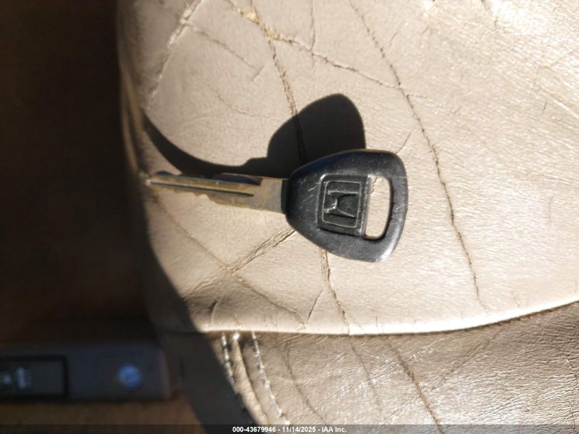 2000 Honda Accord 3.0 Ex VIN: 1HGCG1657YA101030 Lot: 43679946