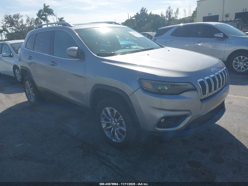 JEEP CHEROKEE LATITUDE PLUS 4X4