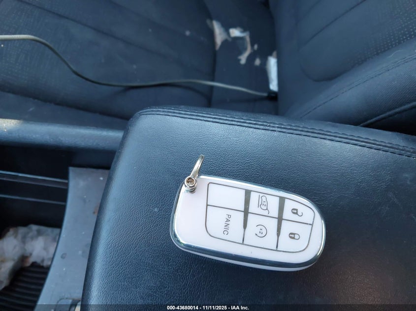 2015 CHRYSLER 200 LIMITED 1C3CCCAB8FN646828