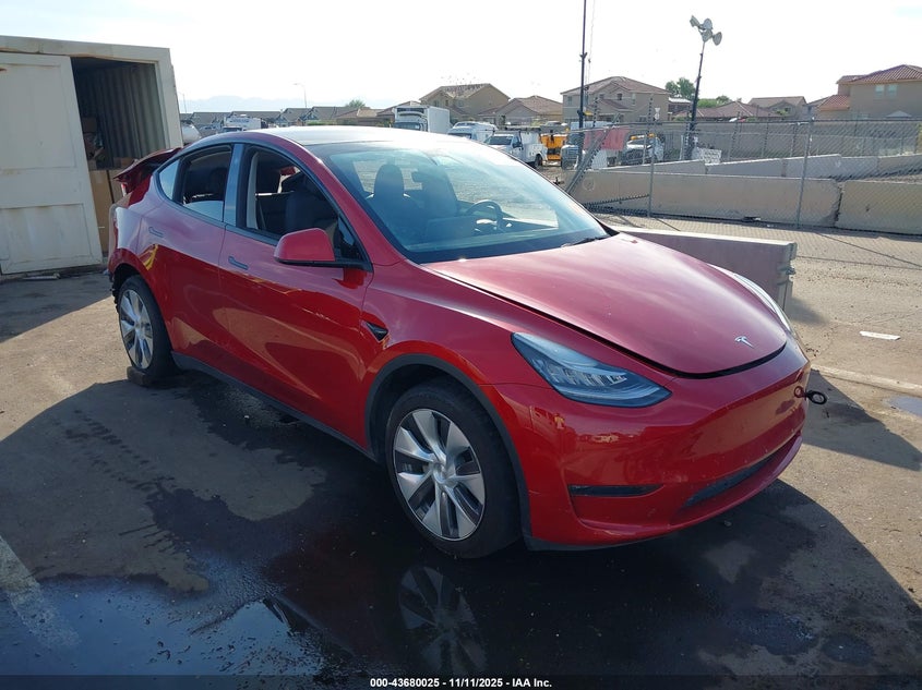 2023 TESLA MODEL Y AWD/LONG RANGE DUAL MOTOR ALL-WHEEL DRIVE - 7SAYGDEE8PA040400