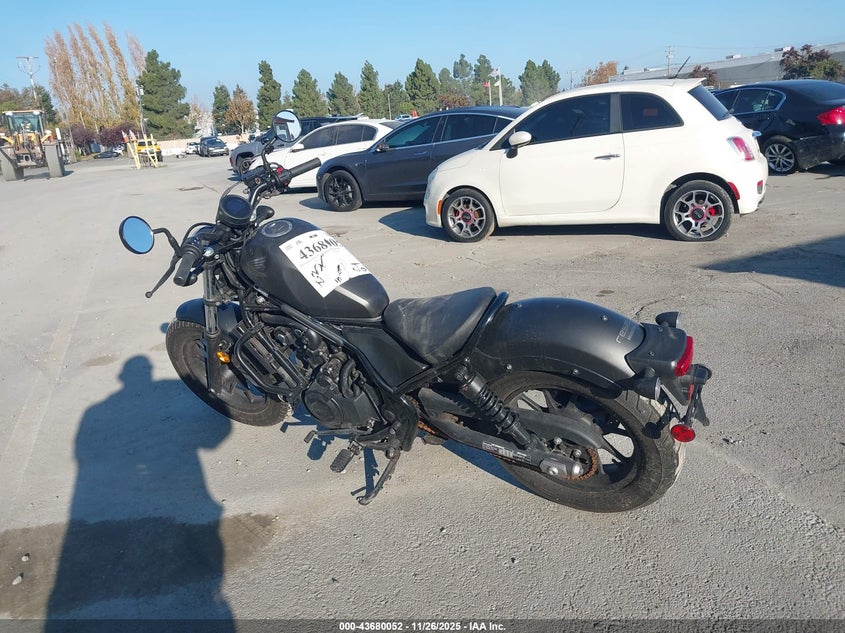 MLHPC561XN5500211 2022 HONDA CM photo no. 3