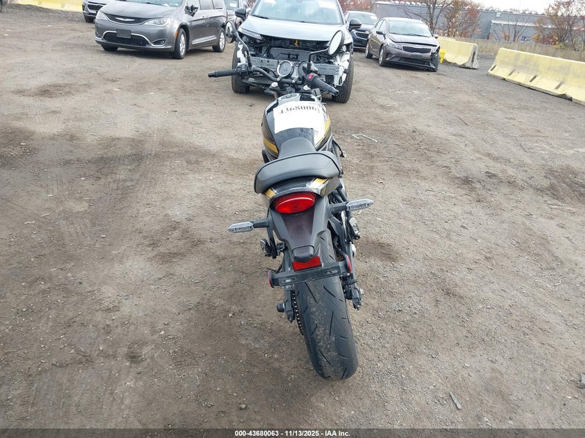 2025 Kawasaki Er650 R VIN: ML5ERER14SDAD8081 Lot: 43680063