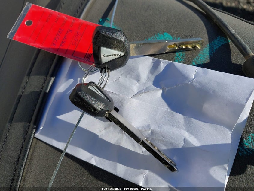 2025 Kawasaki Er650 R VIN: ML5ERER14SDAD8081 Lot: 43680063