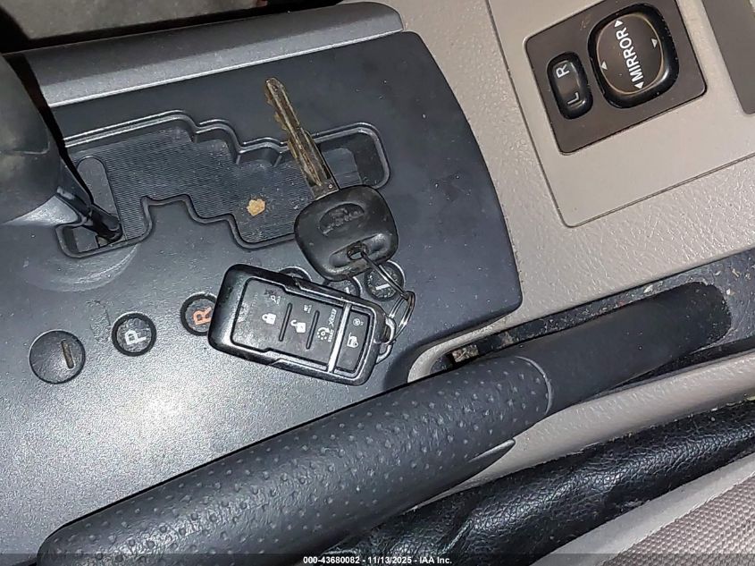 2008 Toyota Rav4 VIN: JTMBD33V286061140 Lot: 43680082