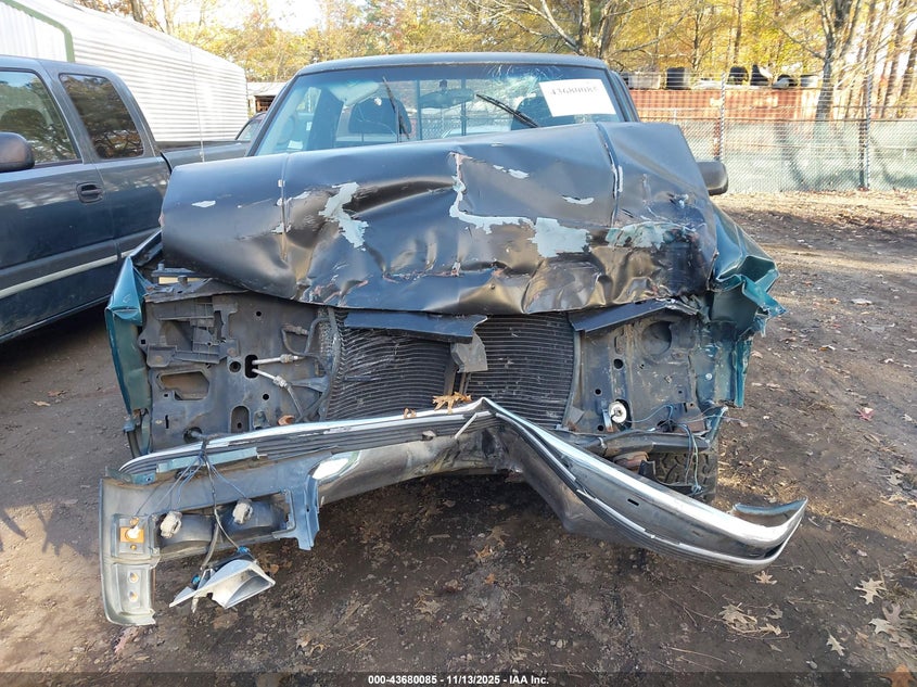 1995 GMC Sierra C1500 VIN: 1GTEC14H6SZ515814 Lot: 43680085