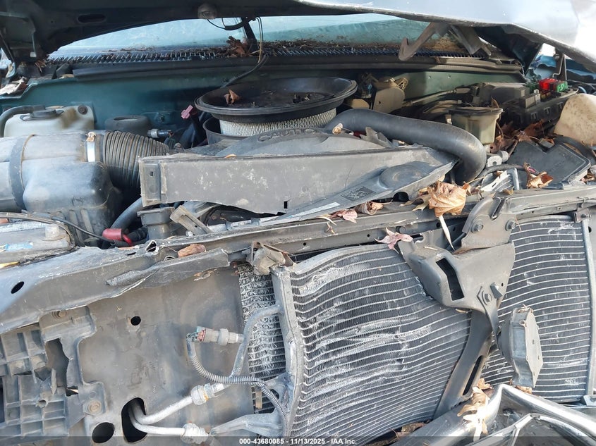 1995 GMC Sierra C1500 VIN: 1GTEC14H6SZ515814 Lot: 43680085