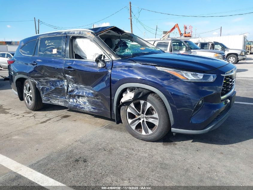 TOYOTA HIGHLANDER XLE