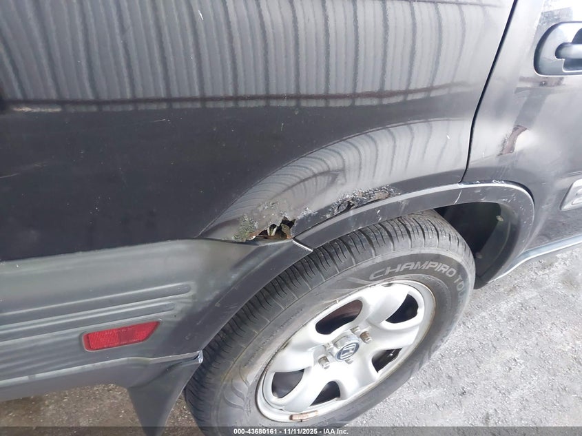 2000 Honda Cr-V Lx VIN: JHLRD1846YS023388 Lot: 43680161