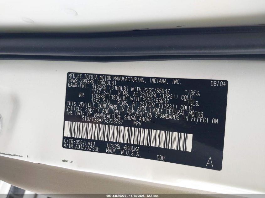 2005 Toyota Sequoia Limited V8 VIN: 5TDZT38A75S238767 Lot: 43680279