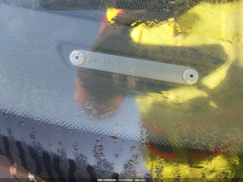 2004 Volvo S60 2.4 VIN: YV1RS64A042340471 Lot: 43680288