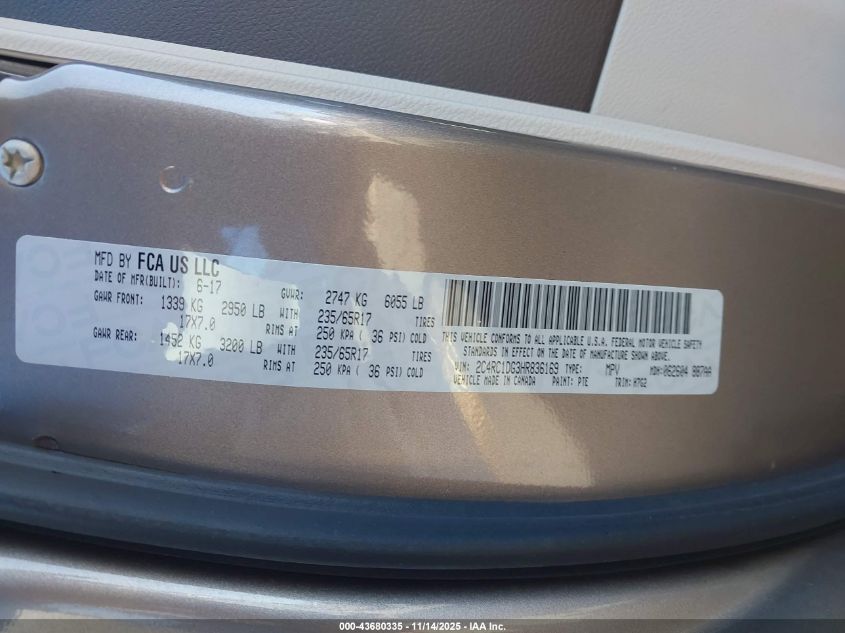 2017 Chrysler Pacifica Touring VIN: 2C4RC1DG3HR836169 Lot: 43680335