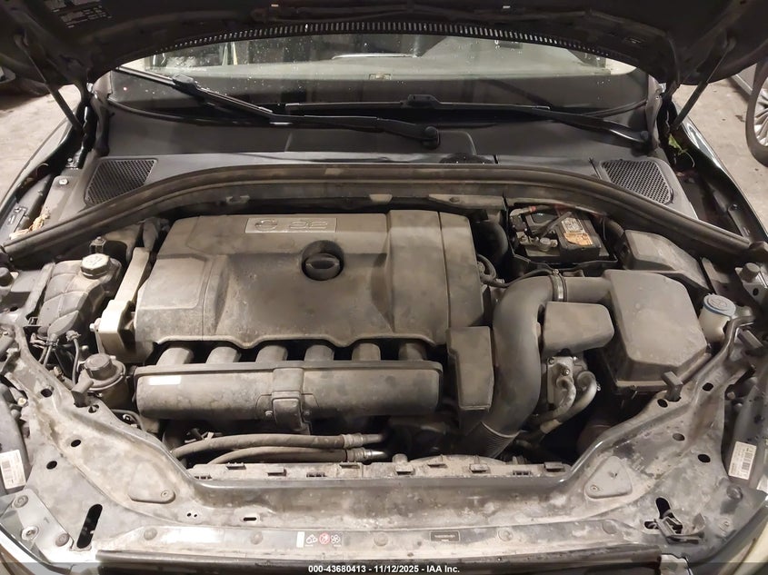 2013 Volvo Xc60 3.2 Premier VIN: YV4952DZ8D2449611 Lot: 43680413