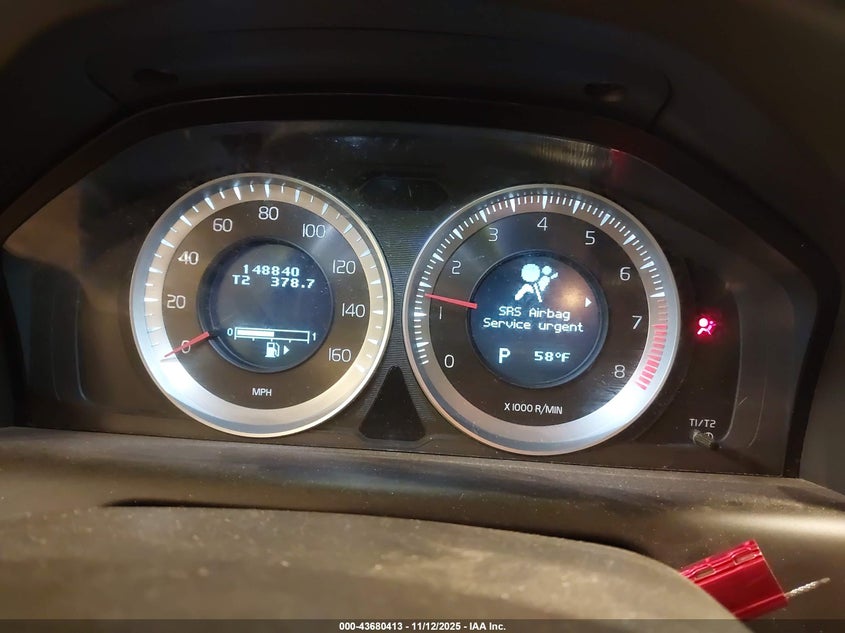 2013 Volvo Xc60 3.2 Premier VIN: YV4952DZ8D2449611 Lot: 43680413