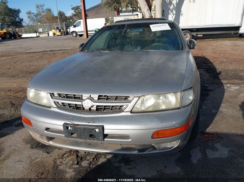 1999 Nissan Maxima Gle/Gxe/Se/Se-L VIN: JN1CA21D3XT820463 Lot: 43680421