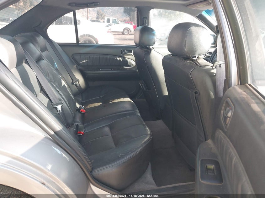 1999 Nissan Maxima Gle/Gxe/Se/Se-L VIN: JN1CA21D3XT820463 Lot: 43680421