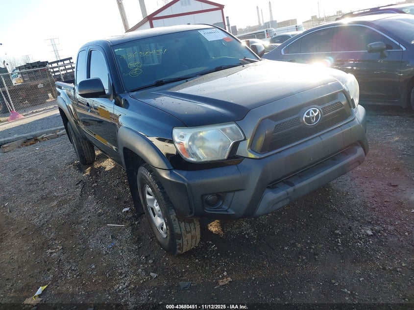 TOYOTA TACOMA